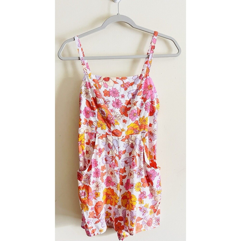 NWT Crystal Ball Retro Floral 70s Romper Open Back‎ size M Boho Girly Pockets